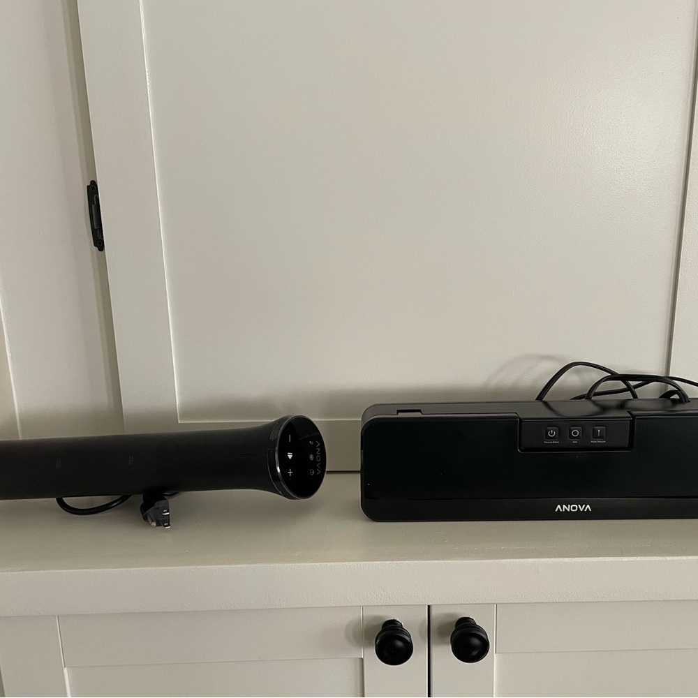 Anova Sous Vide Cooker and Vacuum Sealer
